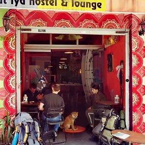 https://chillout-lya-hostel-bar.istanbul-turkeyhotels.com